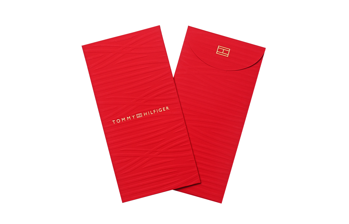 Tommy Hilfiger: Buy a New Year gift and receive a pack of Tommy Hilfiger Red Envelopes